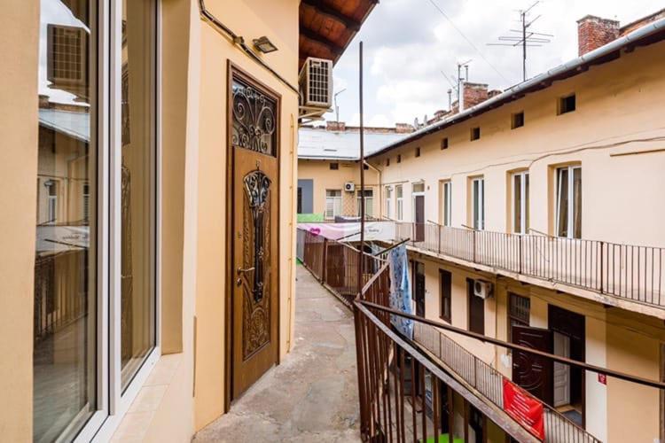 Apartment Svobody Lviv Exterior foto