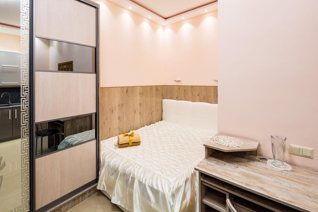 Apartment Svobody Lviv Exterior foto