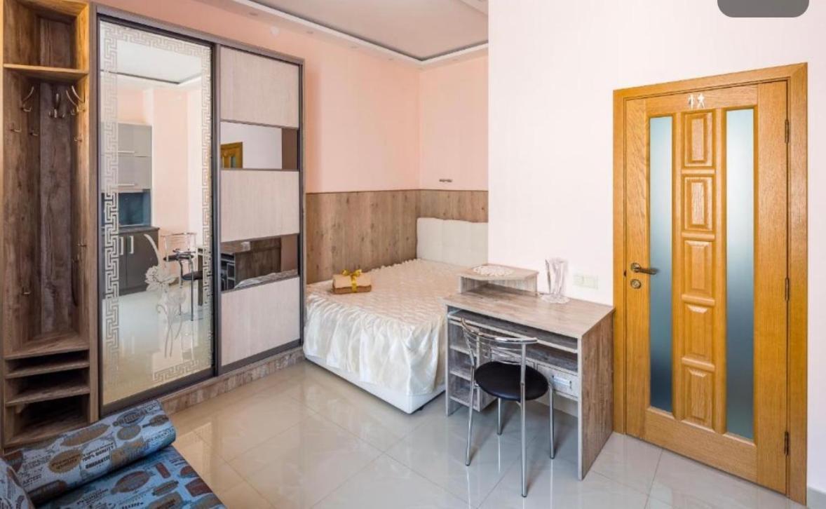 Apartment Svobody Lviv Exterior foto